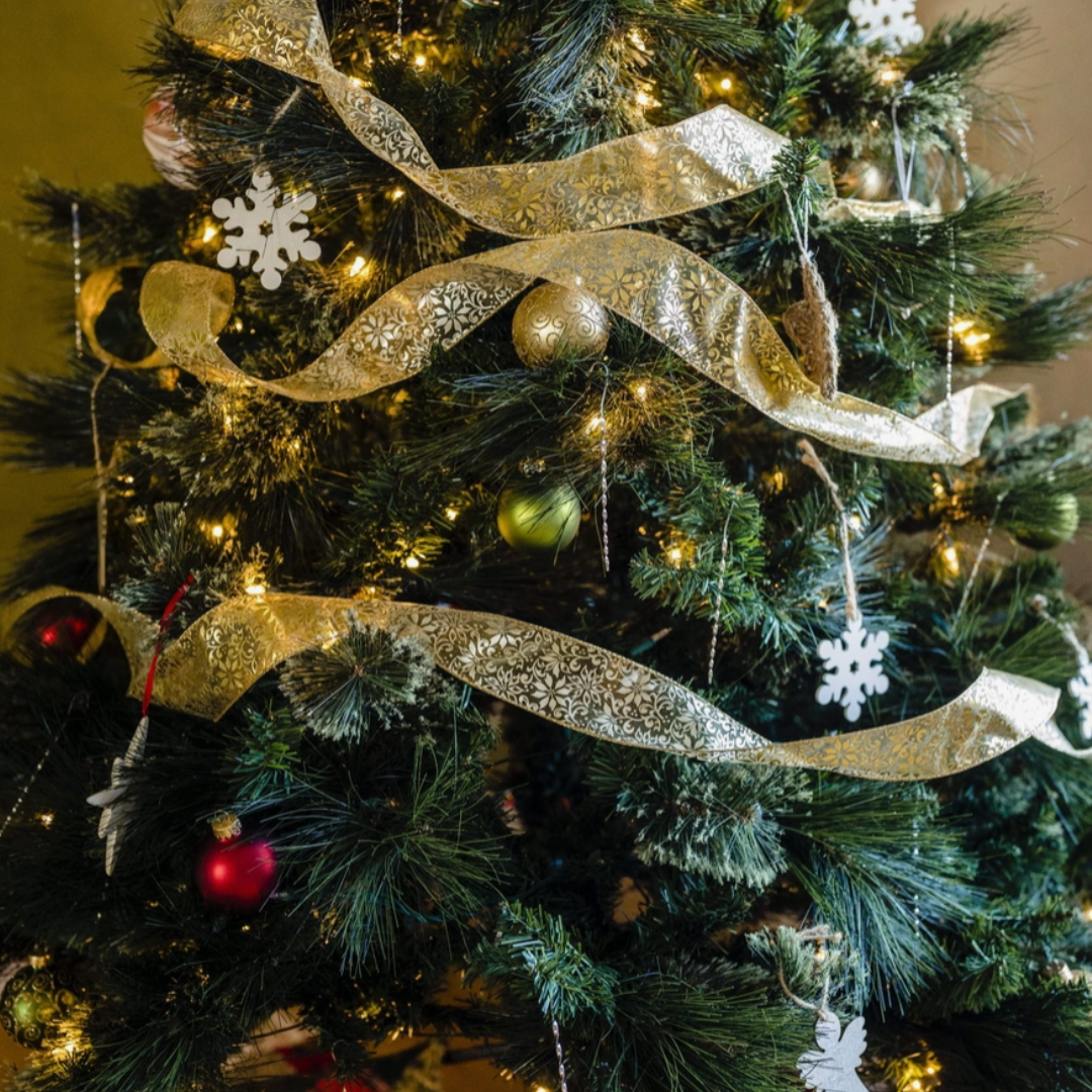 Victorian Christmas Tree Tinsel